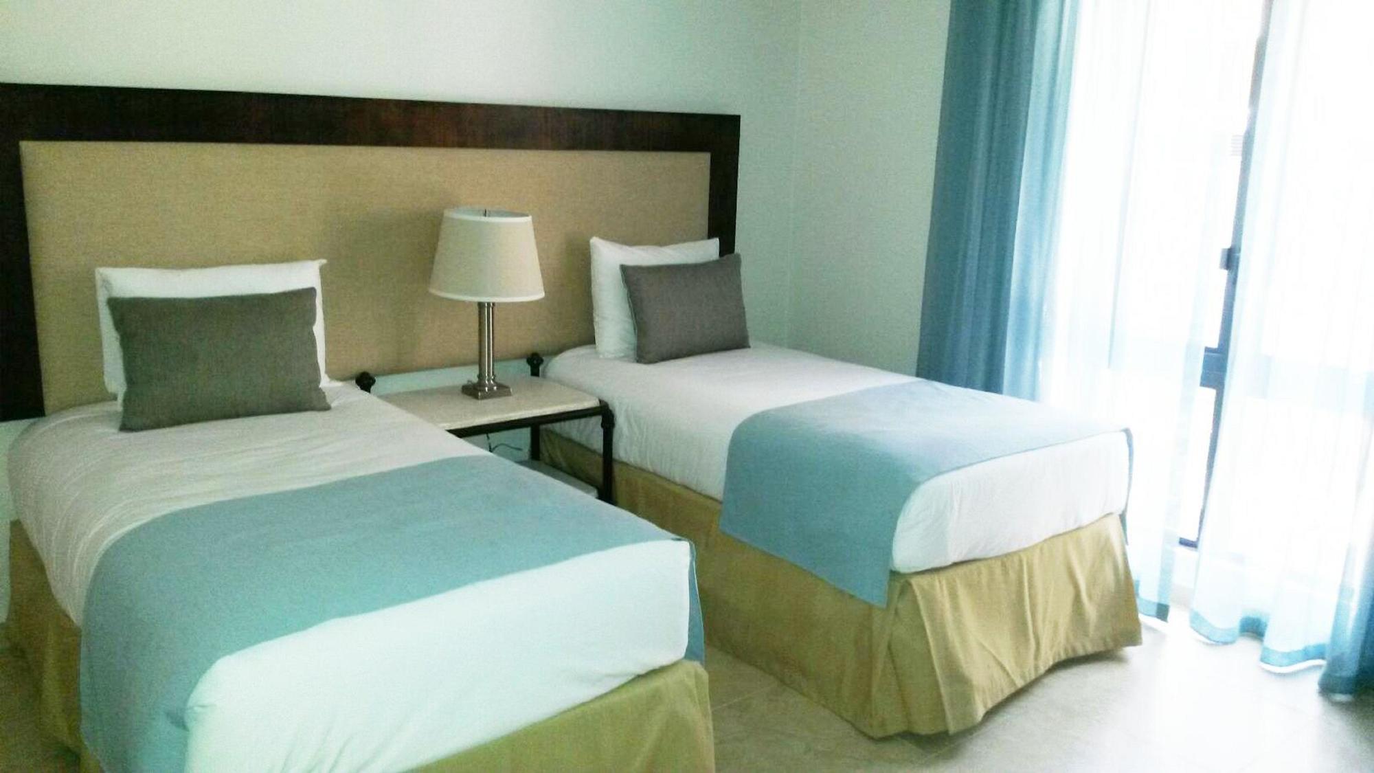 Park Royal Homestay Club Cala Puerto Rico อูมาเกา ภายนอก รูปภาพ